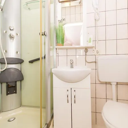 Stil - Two Bedroom With Balcony And Sea View 203 President Apartament