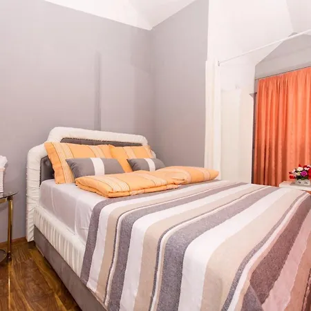 Stil - Two Bedroom With Balcony And Sea View 203 President Apartman