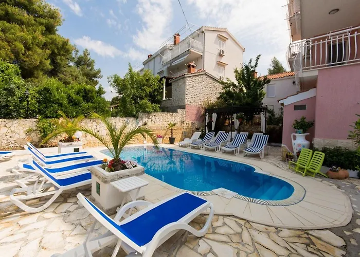 Stil - Two Bedroom With Balcony And Sea View 203 President *