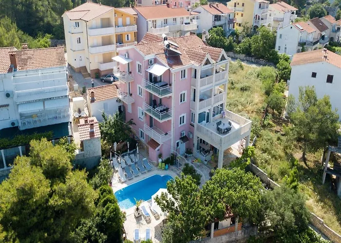 Stil - Two Bedroom With Balcony And Sea View 203 President * Trogir