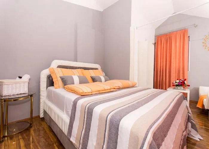 Stil - Two Bedroom With Balcony And Sea View 203 President Apartman