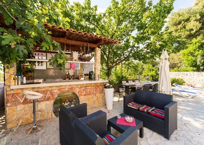 Stil - Two Bedroom With Balcony And Sea View 203 President Apartman *