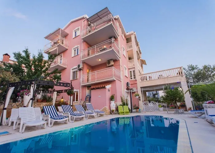 Stil - Two Bedroom With Balcony And Sea View 203 President